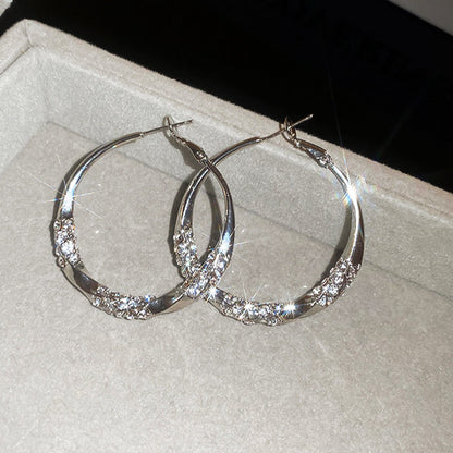 🌸🌸🌸Der Vorverkauf läuft!!! Wer zuerst kauft, bekommt zuerst!！！Circle Earrings with Zirconia